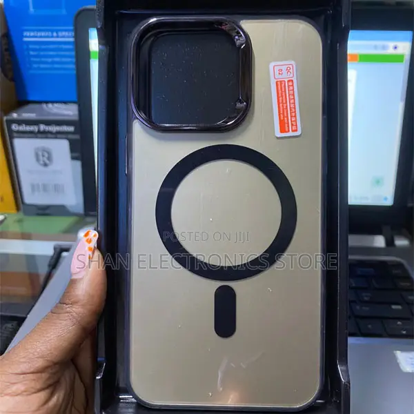 iPhone 15 Pro Max Case - Magnetic High-Quality