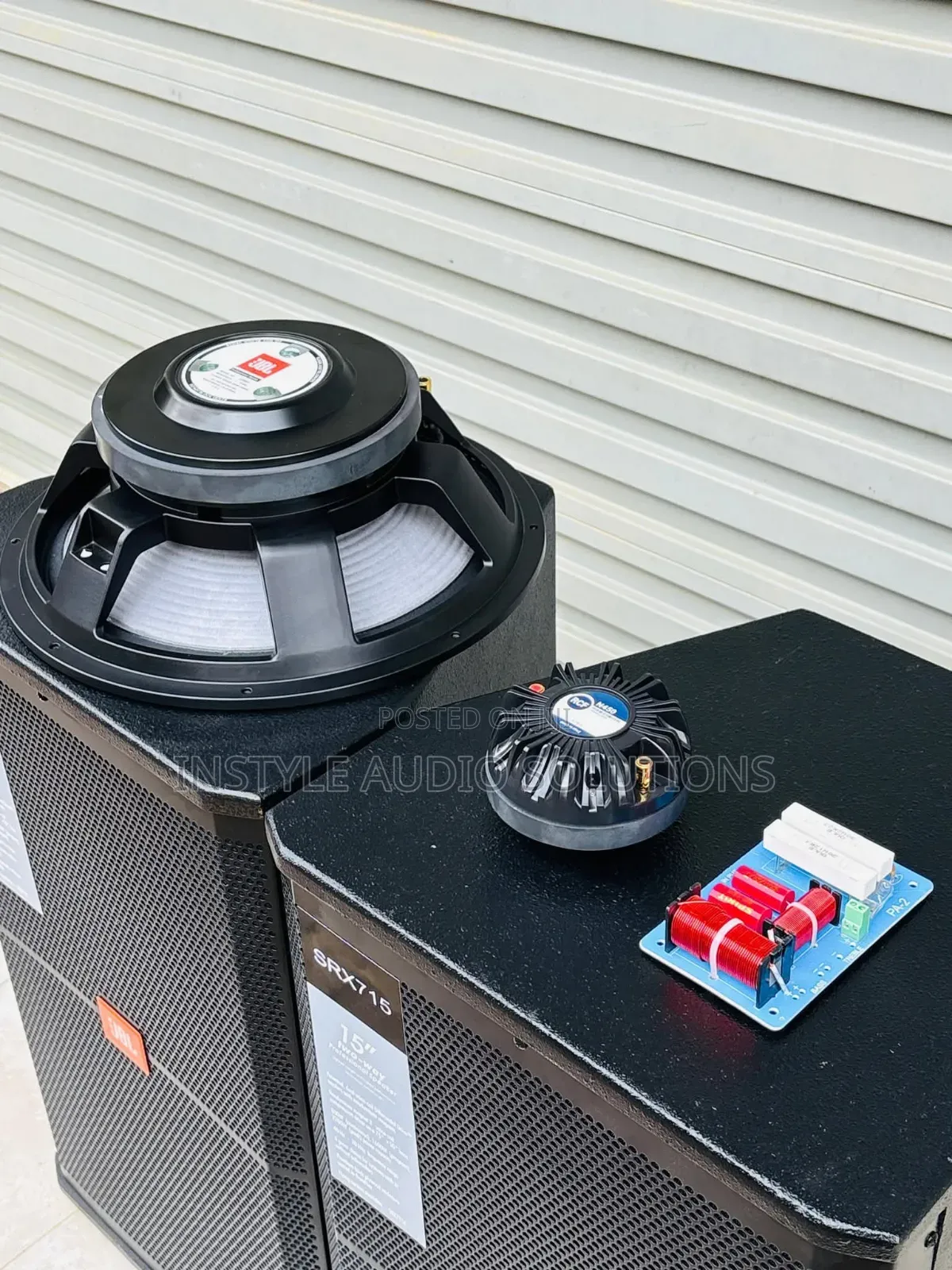 JBL 15" Organize Mod Range Professional Speaker