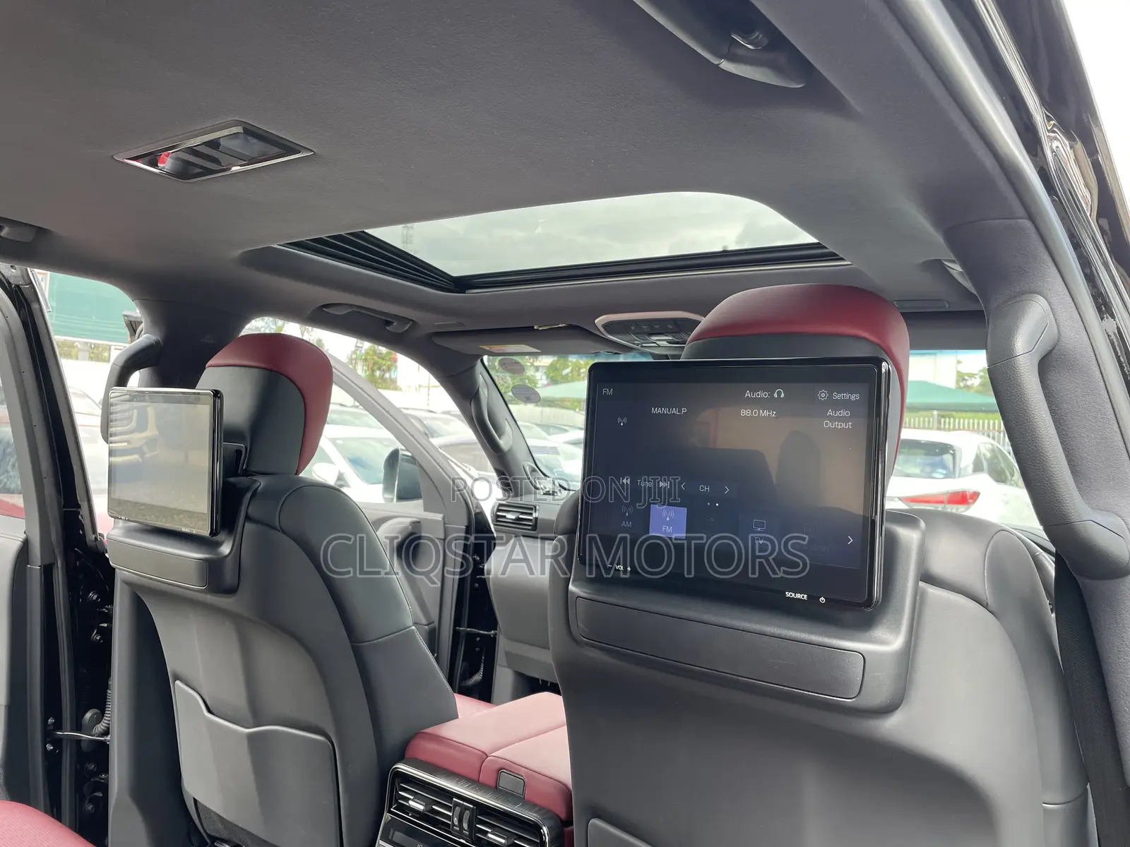 Toyota Land Cruiser LC300 2023 Black
