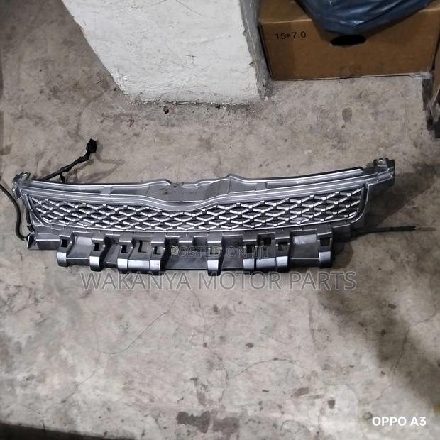 Toyota Voxy Model 2010/2012 Grille, Clean Original Ex Japan