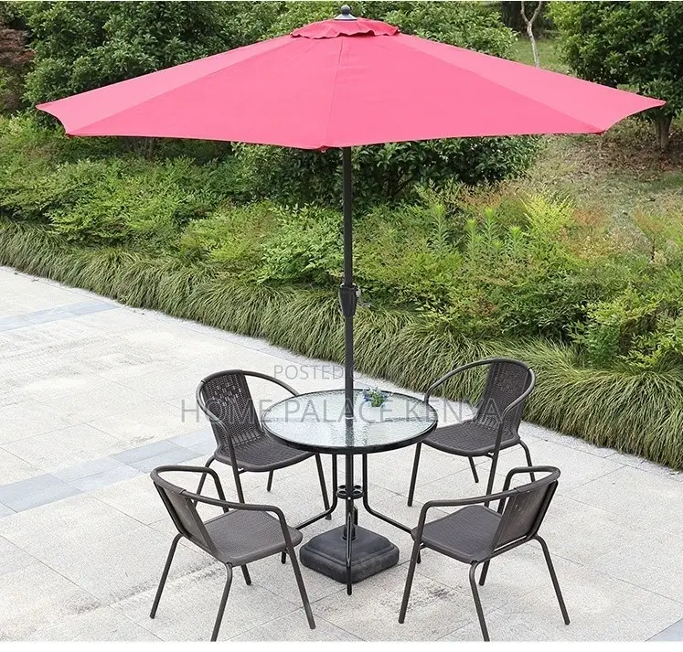 Outdoor Set: Aluminum Outdoor Dining Table With Umbrella