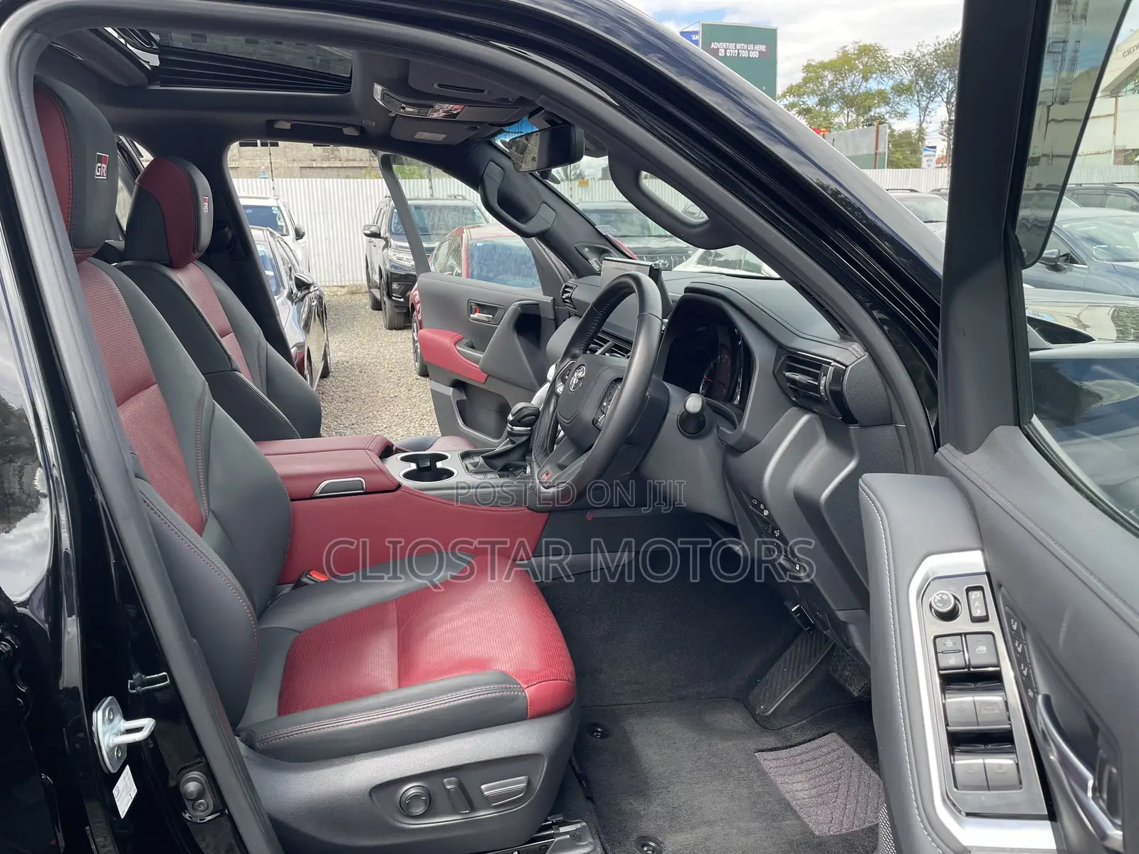 Toyota Land Cruiser LC300 2023 Black