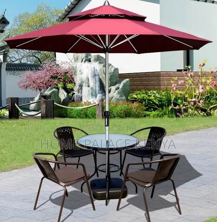 Outdoor Set: Aluminum Outdoor Dining Table With Umbrella