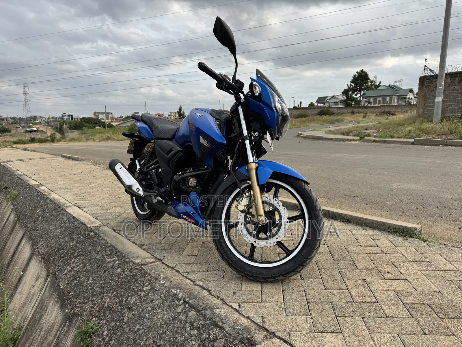 TVS Apache 180 RTR 2025 Blue