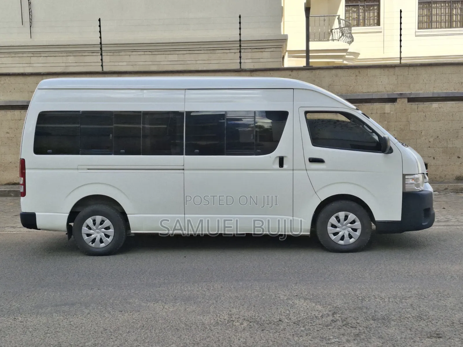 Toyota Grand HiAce 2017 White