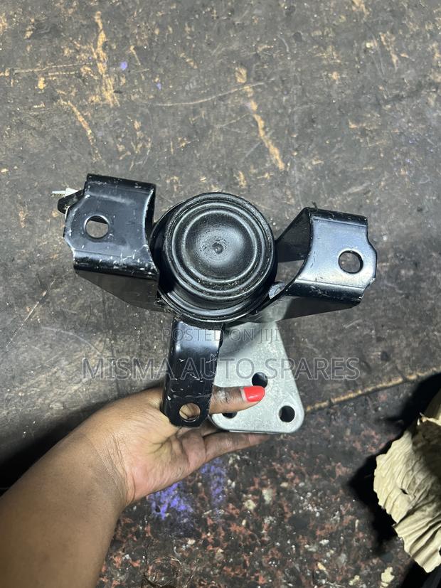 Mirage Engine Mounting - thumbnail 5