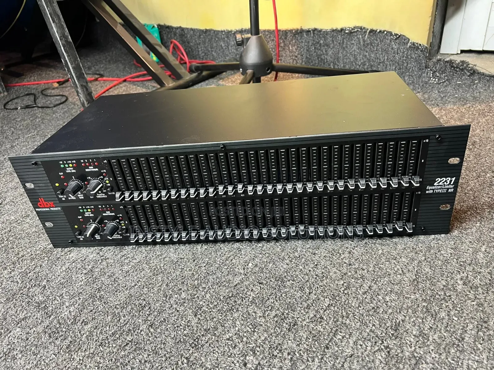 2231 DBX Double Graphics Equalizer Professional
