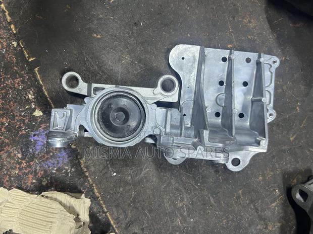 Gearbox Mounting for Nissan Xtrail/Dualis