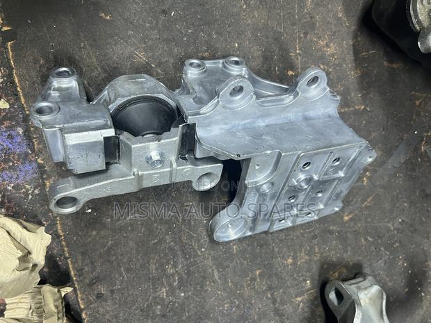 Gearbox Mounting for Nissan Xtrail/Dualis - thumbnail 3
