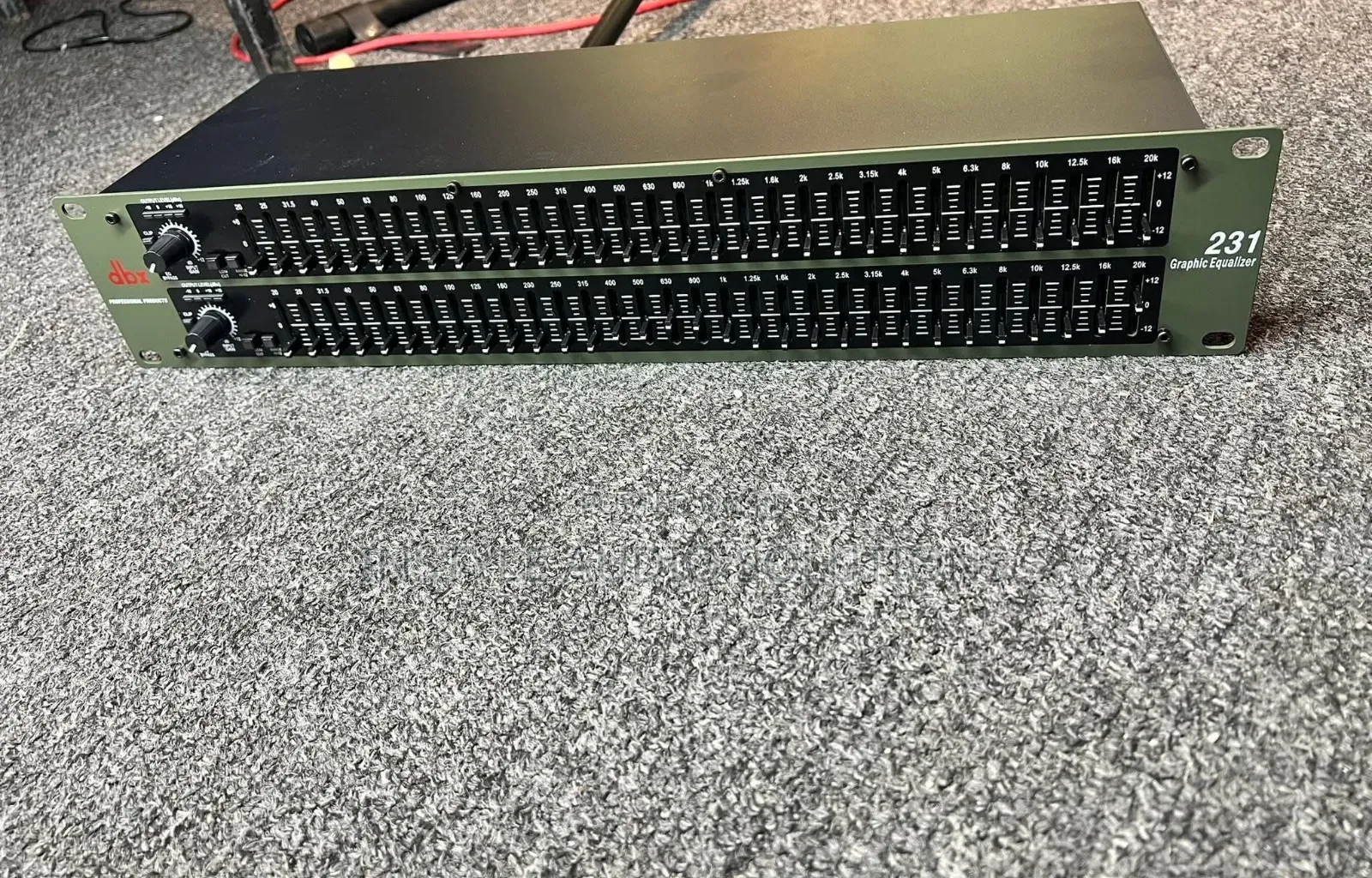 DBX 231 2 Series Proffesional Graphics Equalizer