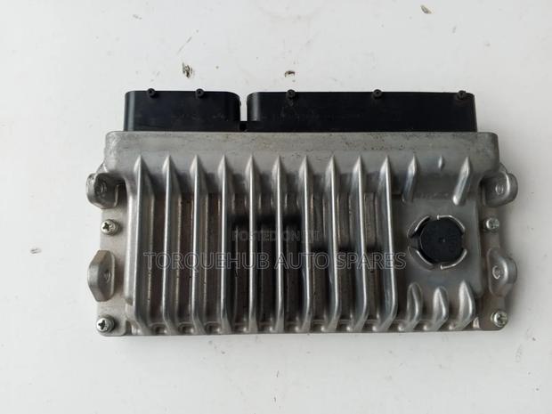 Toyota Crown 2015 Engine Control Unit - thumbnail 2