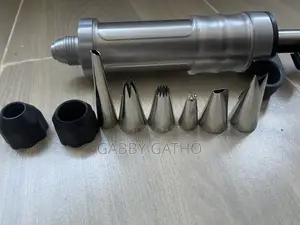Cake Decorating Gun
