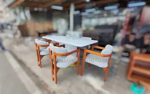 Premium 6 Seater Dining Table/6 Seater Dining Table