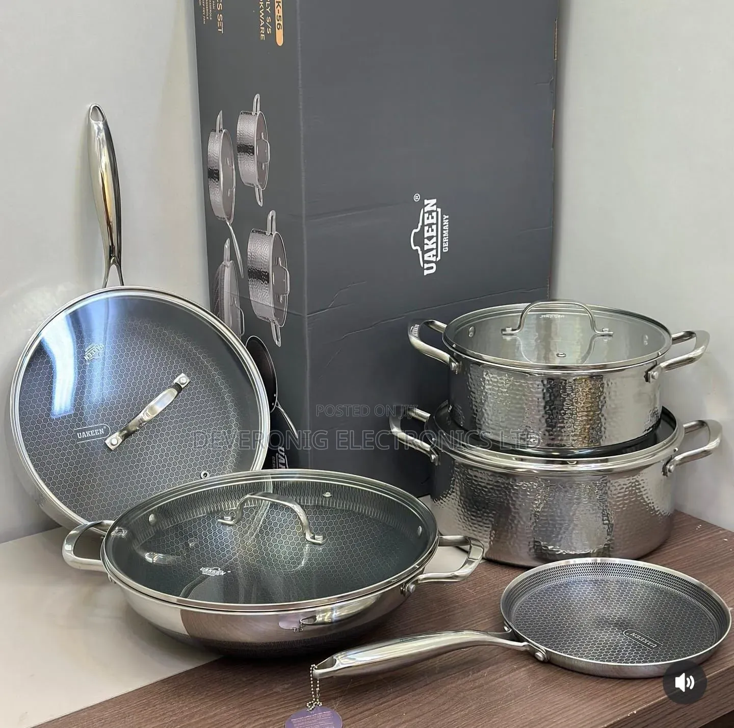 Uakeen Germany  9pcs Set (Vk 56 )