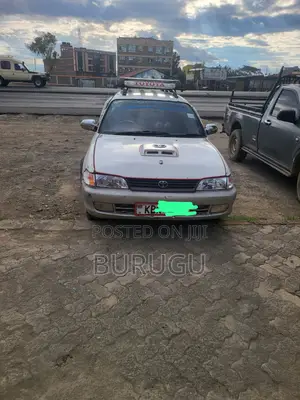 Toyota Corolla 2004 White
