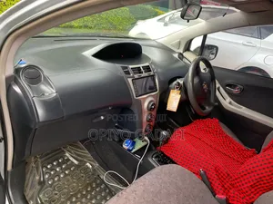 Toyota Vitz 2017 Gray