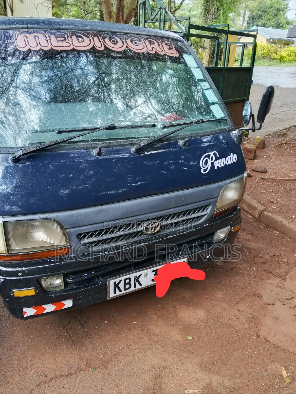 Toyota HiAce 2002 Blue