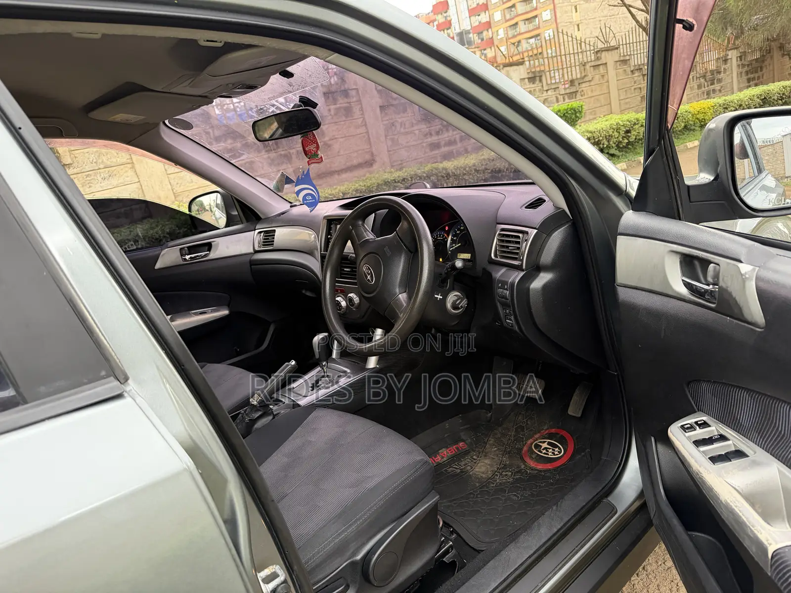 Subaru Forester 2010 Silver