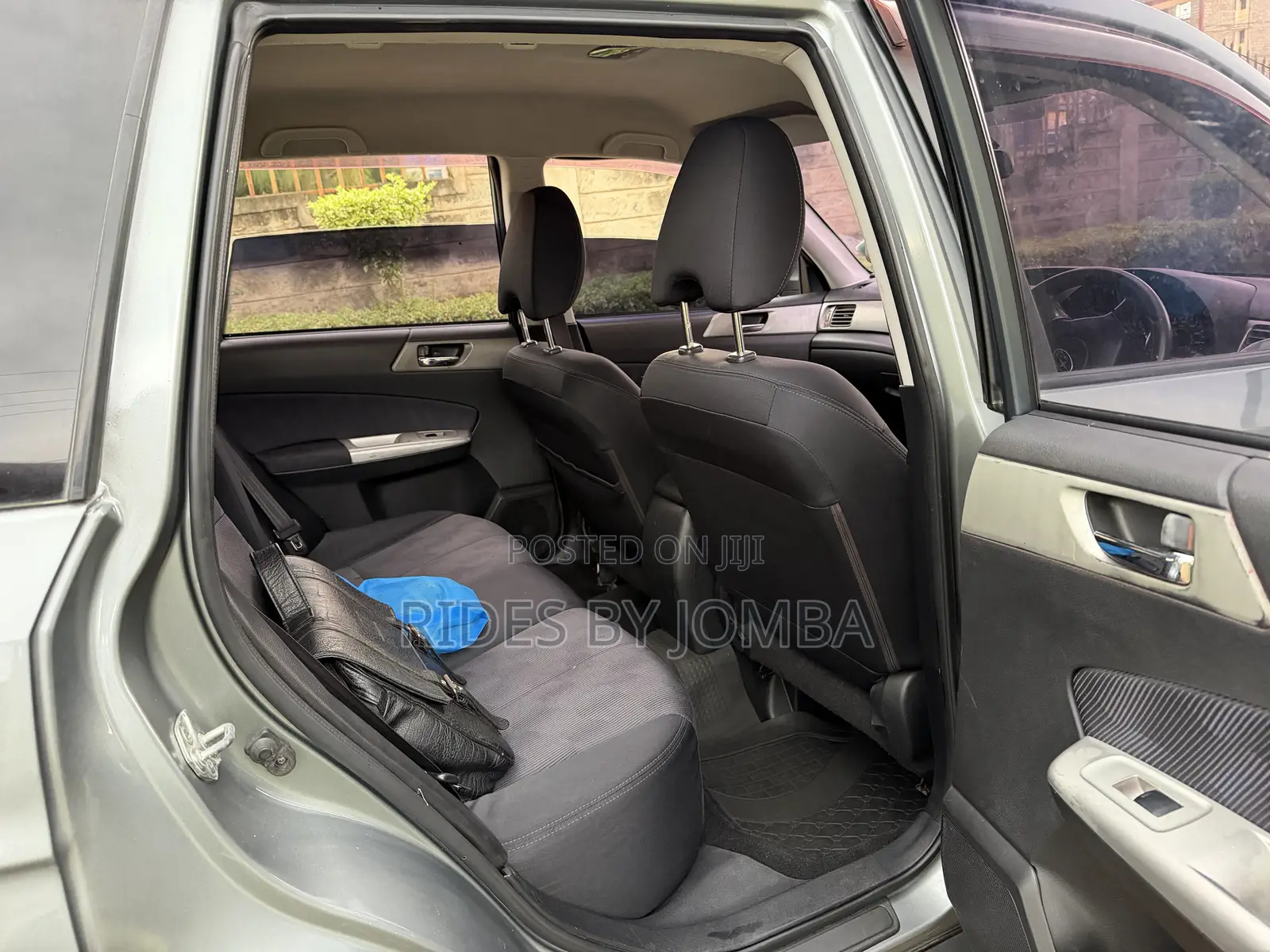 Subaru Forester 2010 Silver