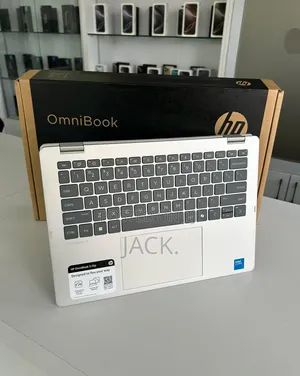 Laptop HP OmniBook 5 Flip 16GB Intel Core 7 SSD 512GB
