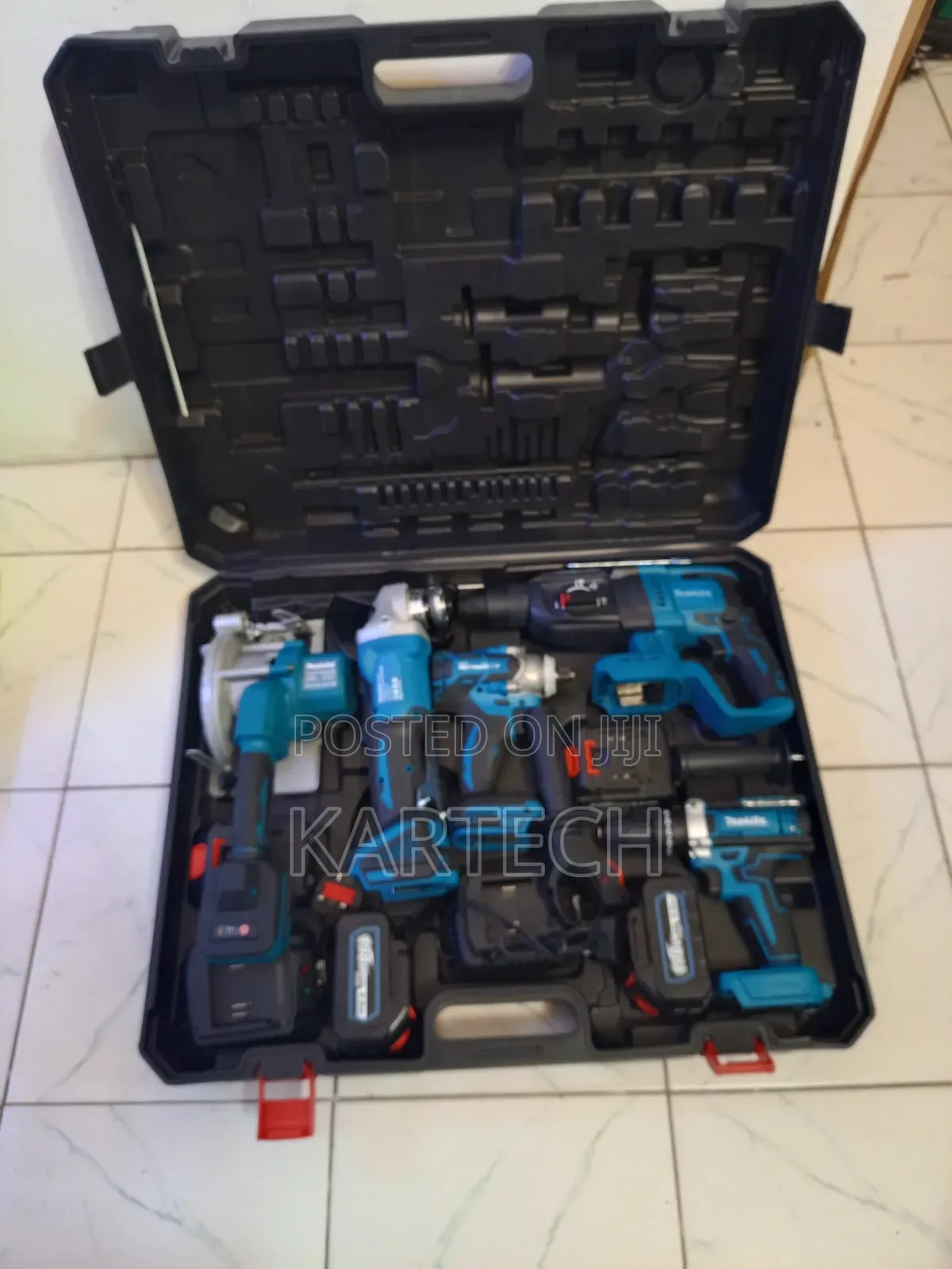 Makita Cordless Power Tools Combo Kit