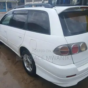 Toyota Caldina 2002 White