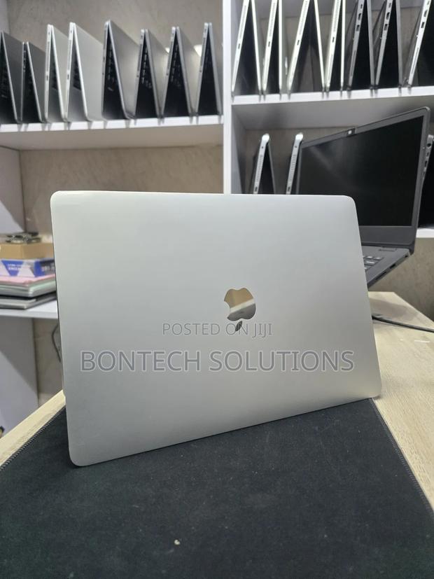 Laptop Apple MacBook Pro 16GB Intel Core i7 SSD 512GB - thumbnail 4