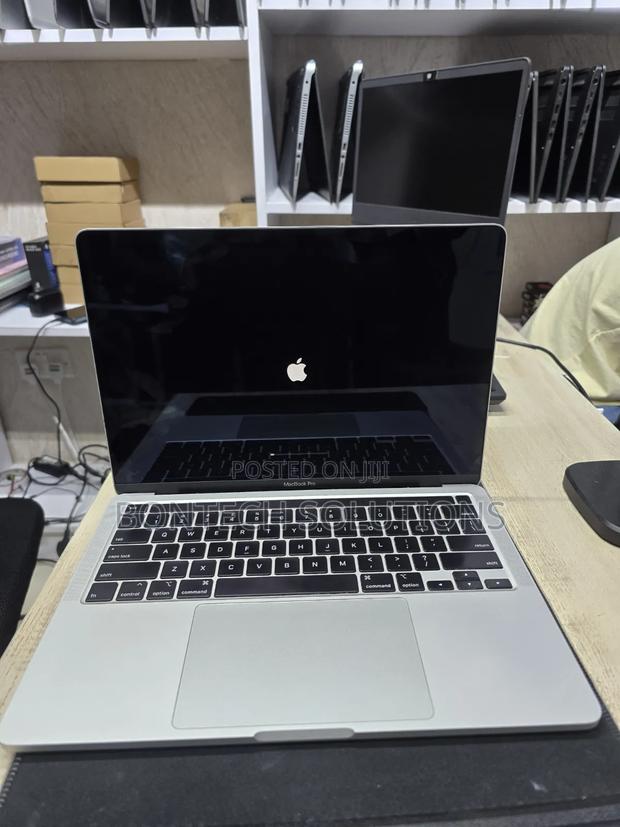 Laptop Apple MacBook Pro 16GB Intel Core i7 SSD 512GB - thumbnail 6