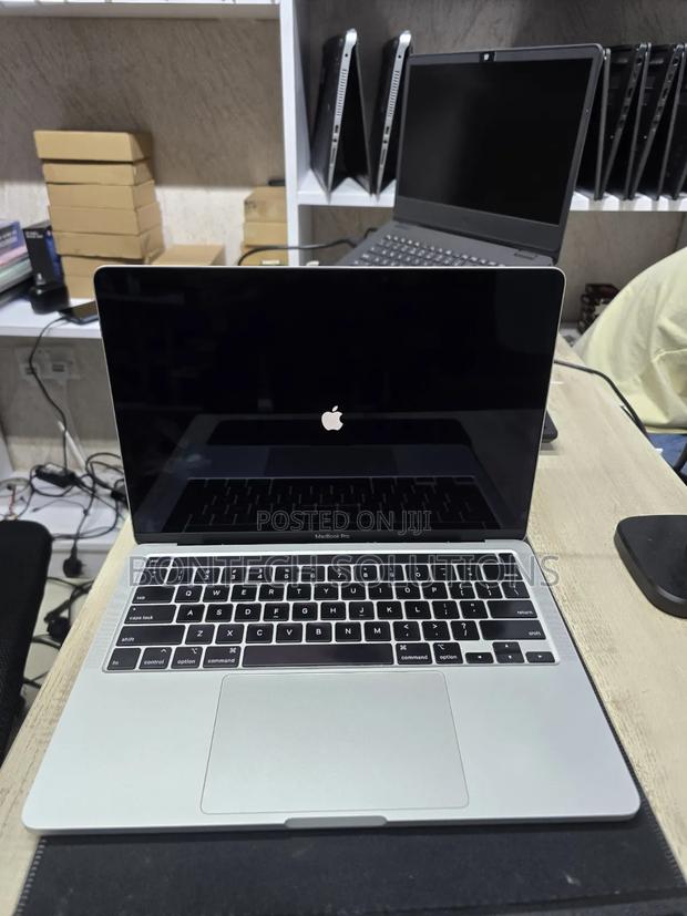 Laptop Apple MacBook Pro 16GB Intel Core i7 SSD 512GB - thumbnail 7