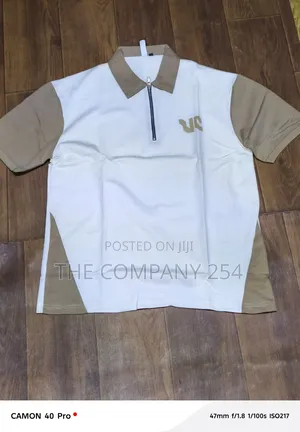 Quality Casual Collar Zipper Short Sleeved Shirts Available