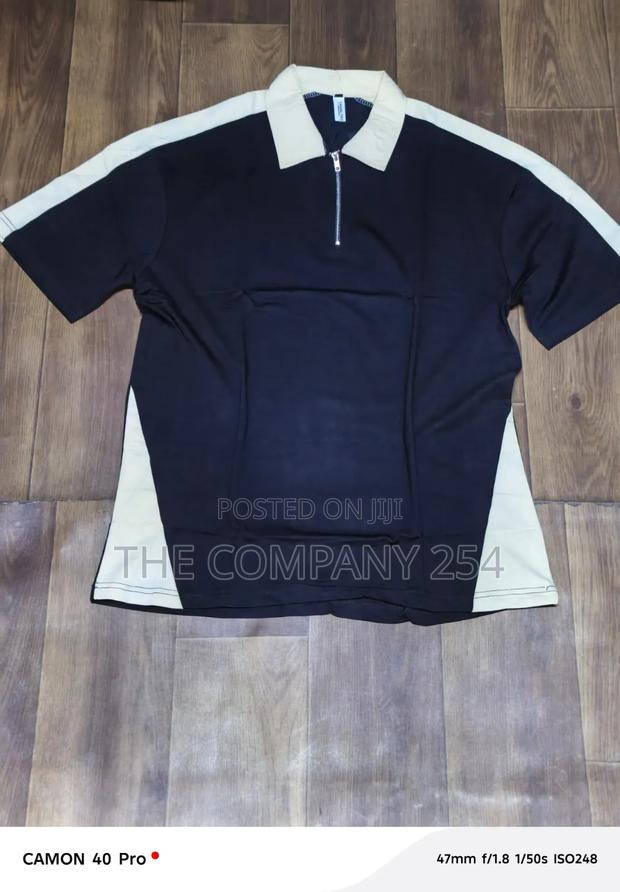 Quality Casual Collar Zipper Short Sleeved Shirts Available - thumbnail 3