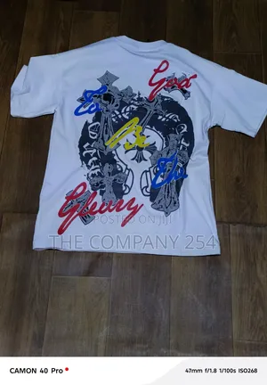 Quality Casual Designer Round Neck Chrome White T Shirts Available