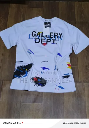 Quality Casual Designer Round Neck Chrome White T Shirts Available