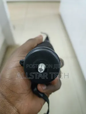 Acuvar Monopod.