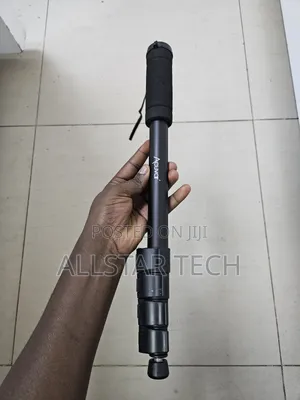Acuvar Monopod.