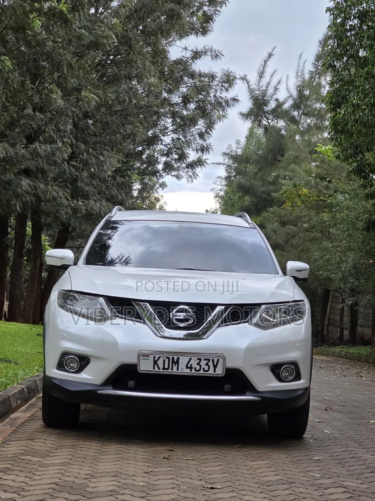 Nissan X-Trail 2017 White
