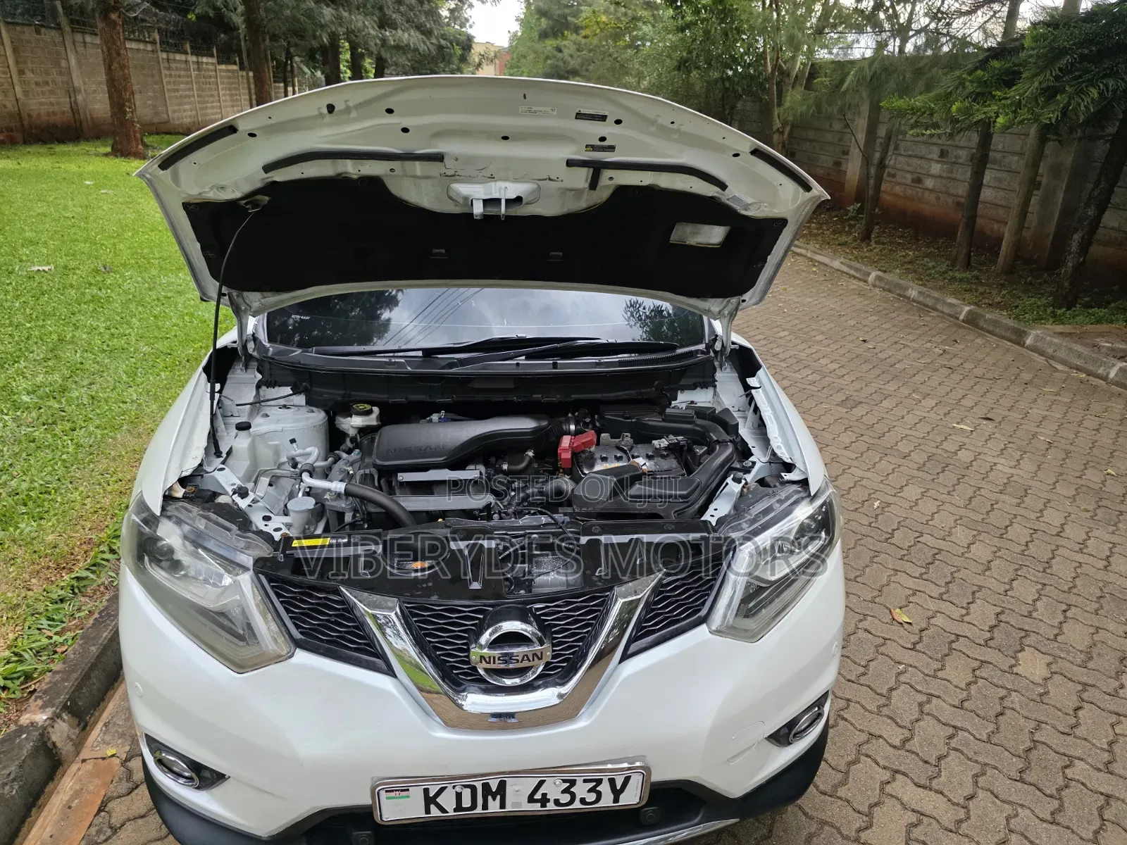 Nissan X-Trail 2017 White