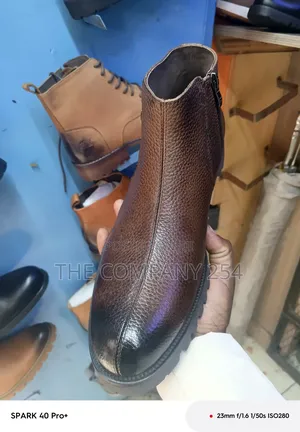 Quality Leather Zipped Clarks Official Dark Tan Rubber Sole Shoes