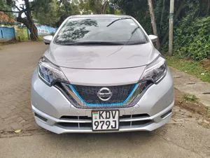 Nissan Note 2019 Silver