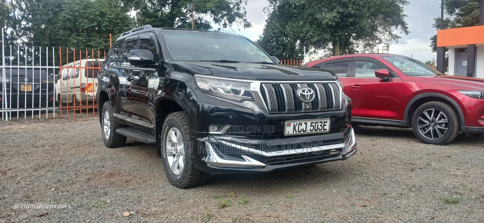 Toyota Land Cruiser Prado 2011 Black