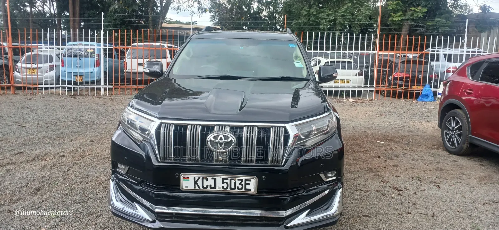 Toyota Land Cruiser Prado 2011 Black