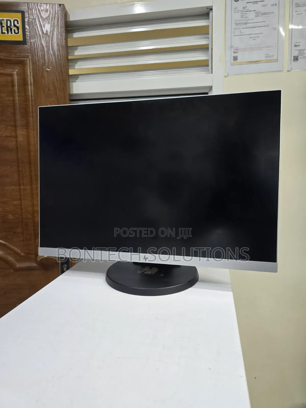 Hp E243i 24inch Monitor