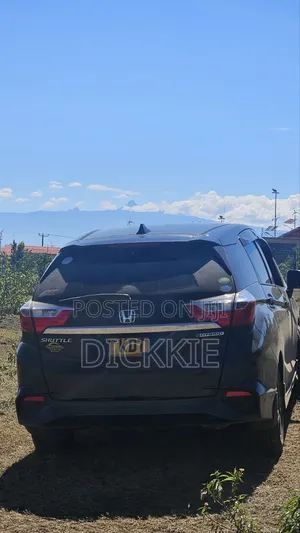 Honda Shuttle 2018 Blue