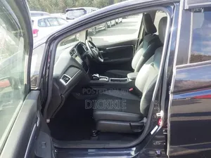 Honda Shuttle 2018 Blue
