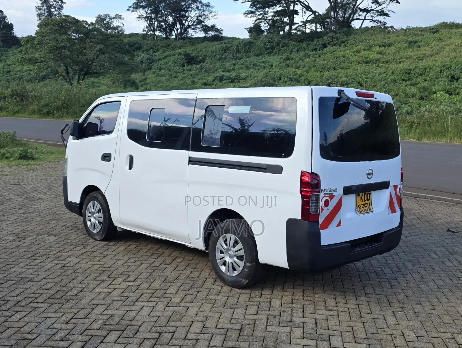 Nissan Caravan 2014 White