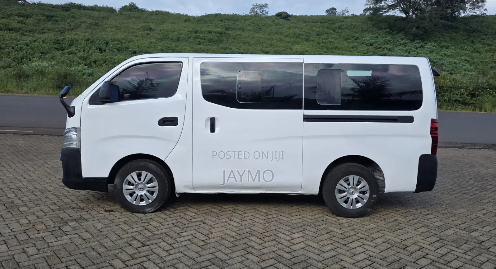 Nissan Caravan 2014 White