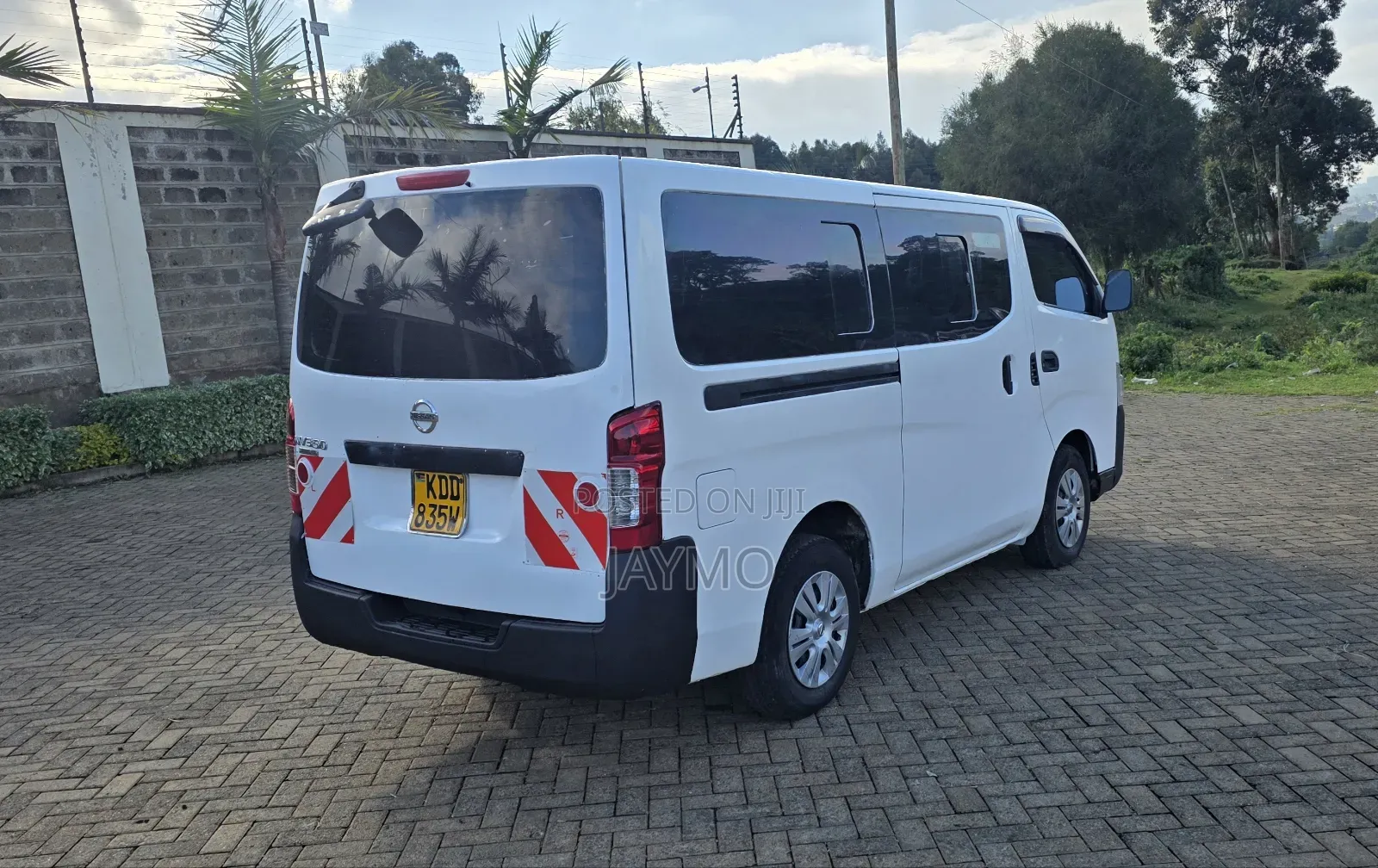 Nissan Caravan 2014 White