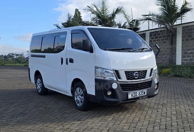 Nissan Caravan 2014 White - thumbnail 7