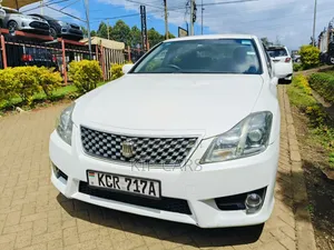 Toyota Crown 2012 White