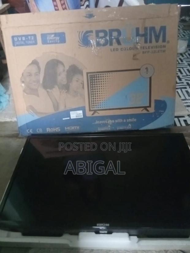 Bruhm 32'television + Wall Mount - thumbnail 4